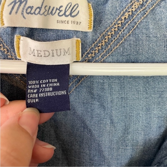 Madewell V Neck Peasant Top size M - Picture 3 of 5